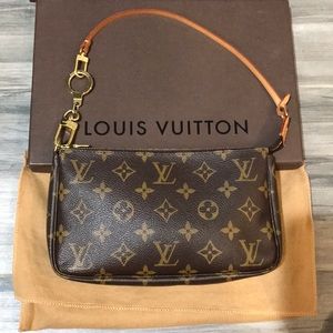 Louis Vuitton Pochette with Gold Pochette Extender